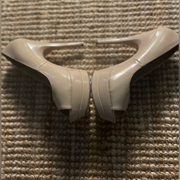 Just Fab Peek a Boo Platform Pumps S 7.5 - Picture 3 of 4